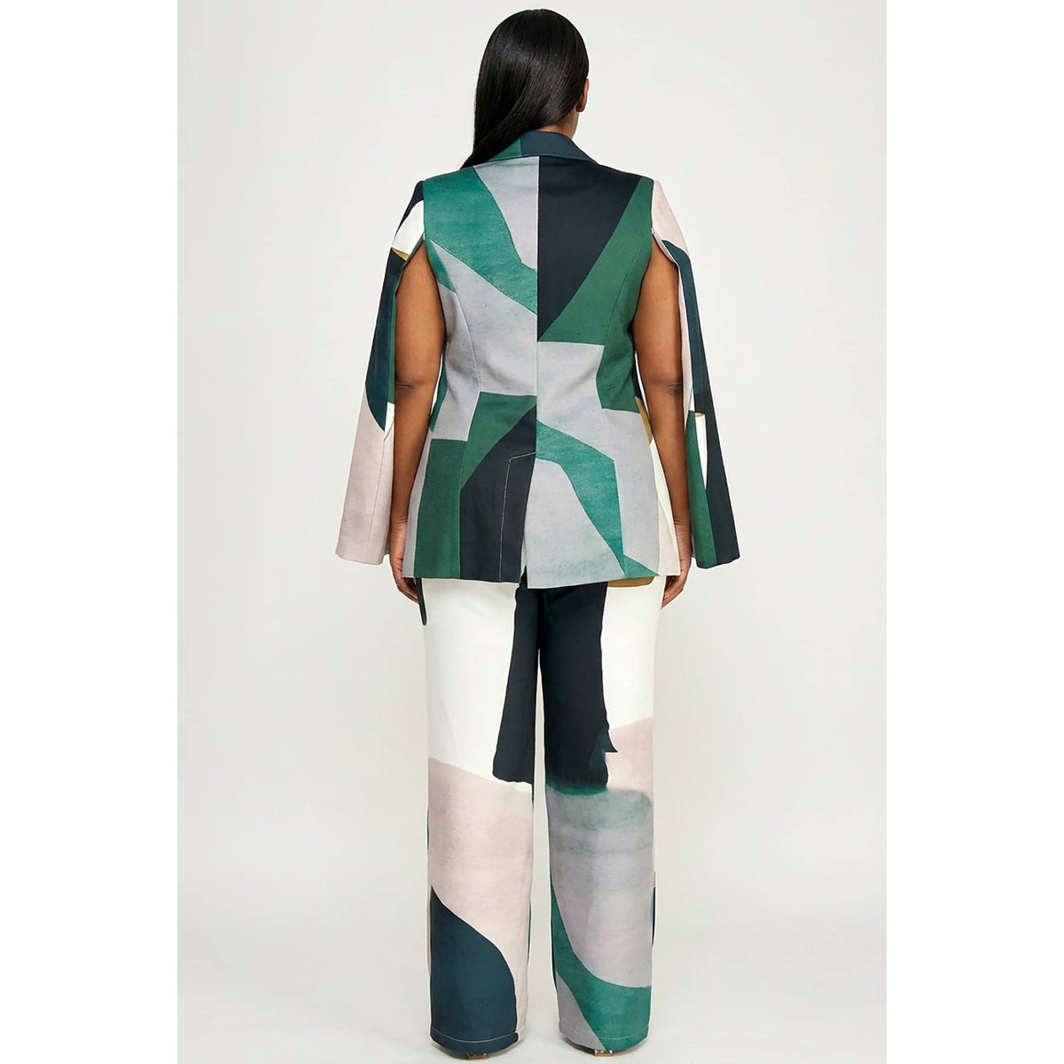 POWER FRAME CAPE SUIT SET