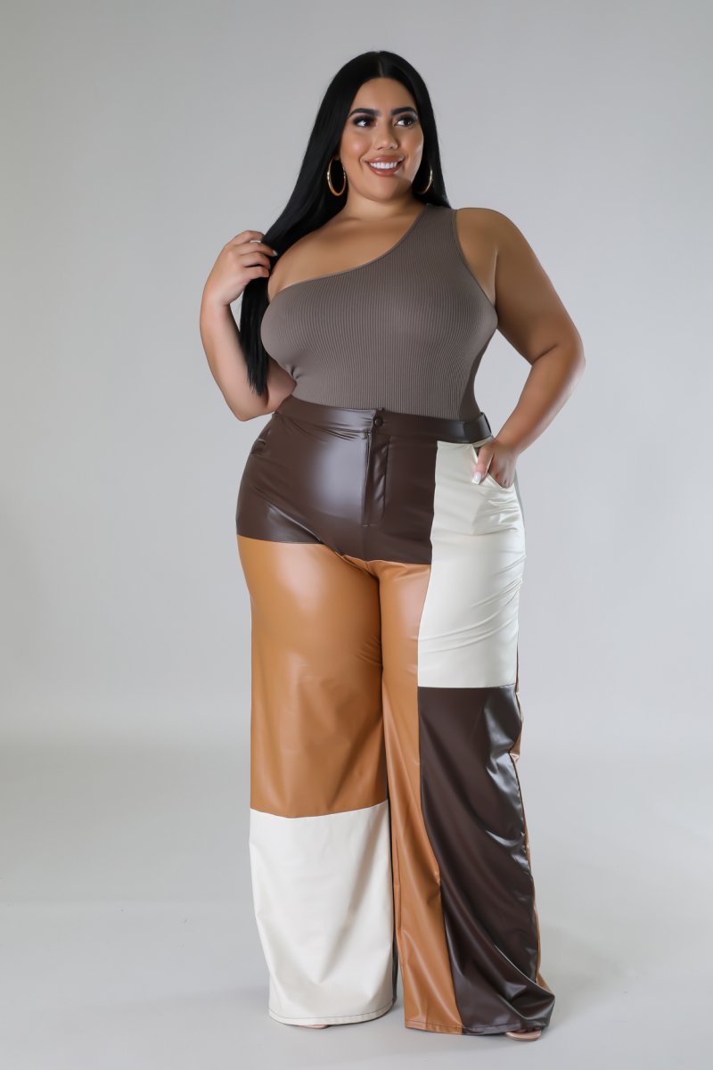 I'm Stuntin' On 'Em Pants-Curvy