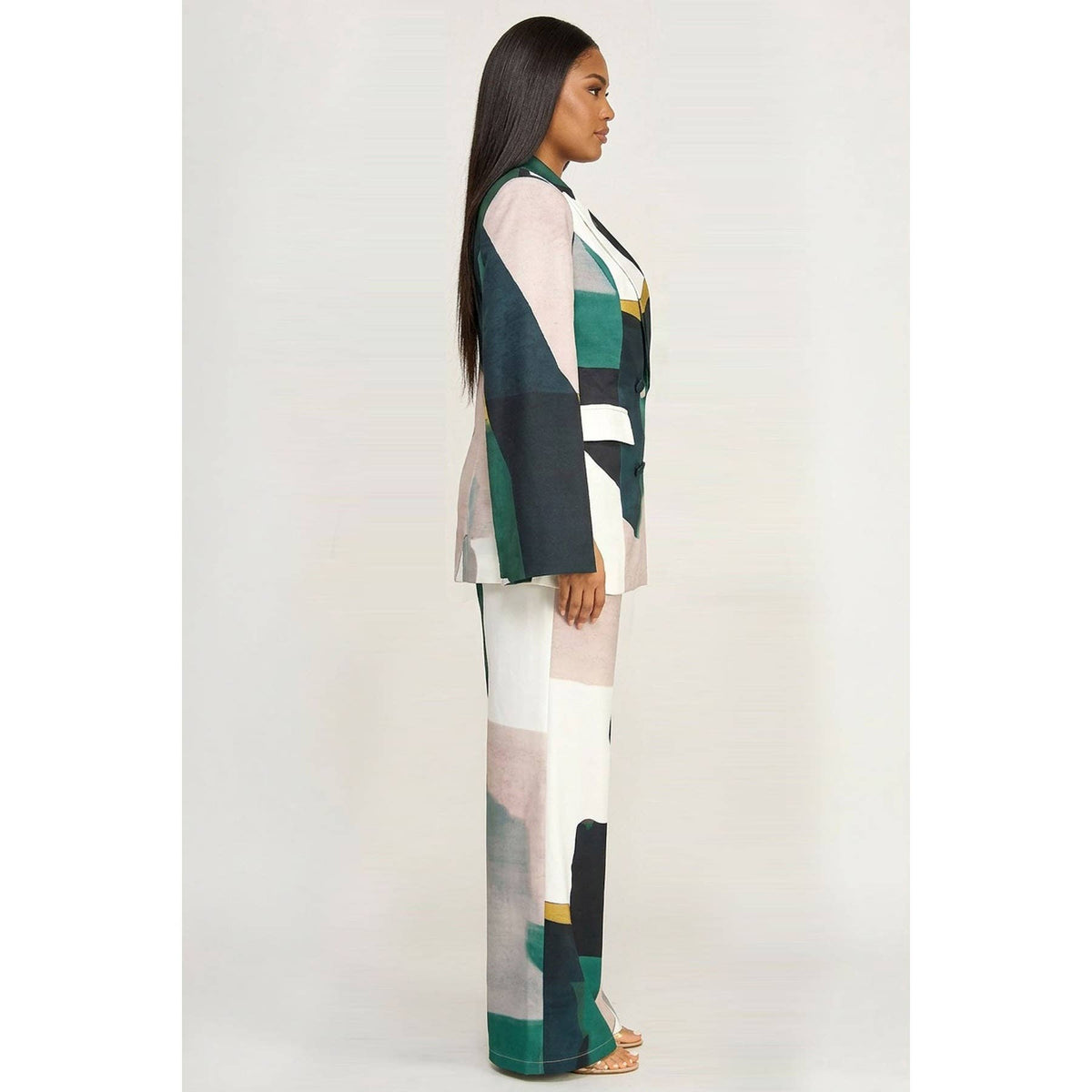 POWER FRAME CAPE SUIT SET