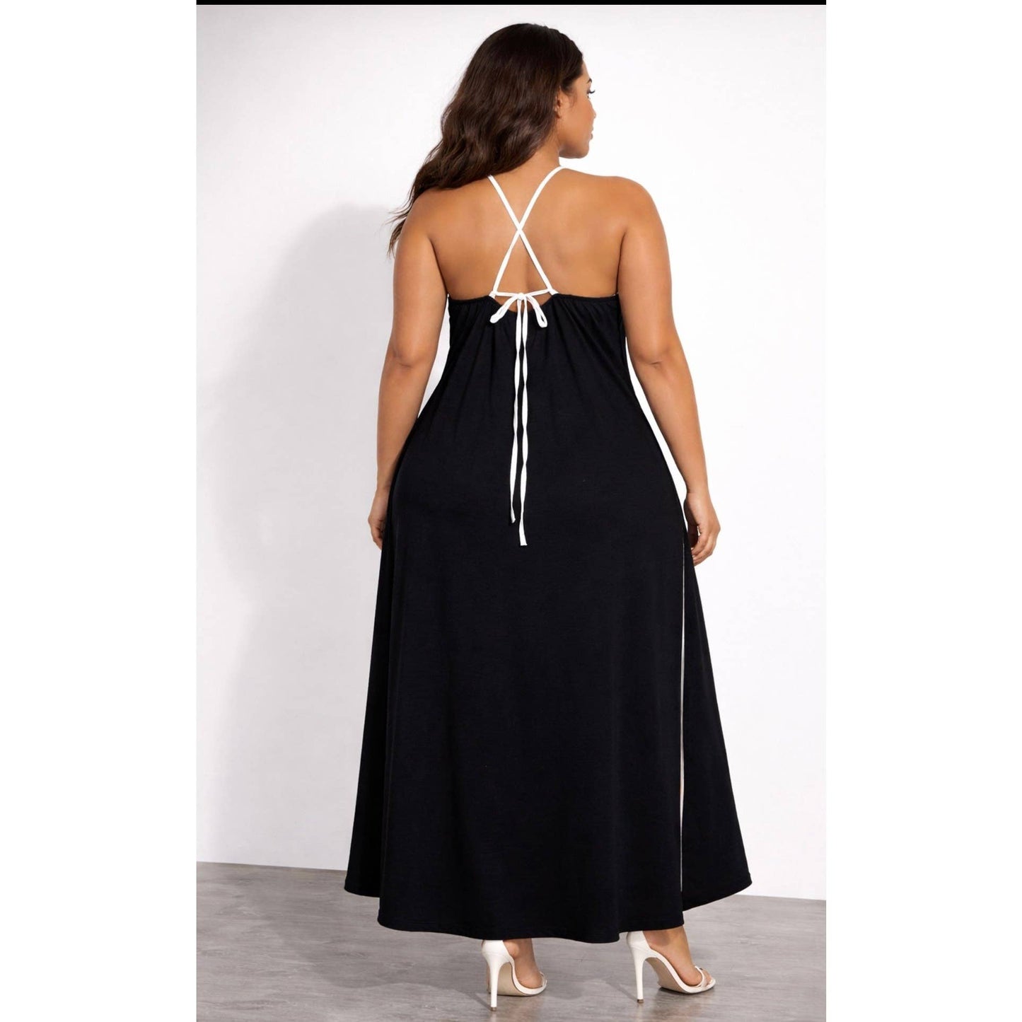 Curvy Halter Neck Maxi Dress