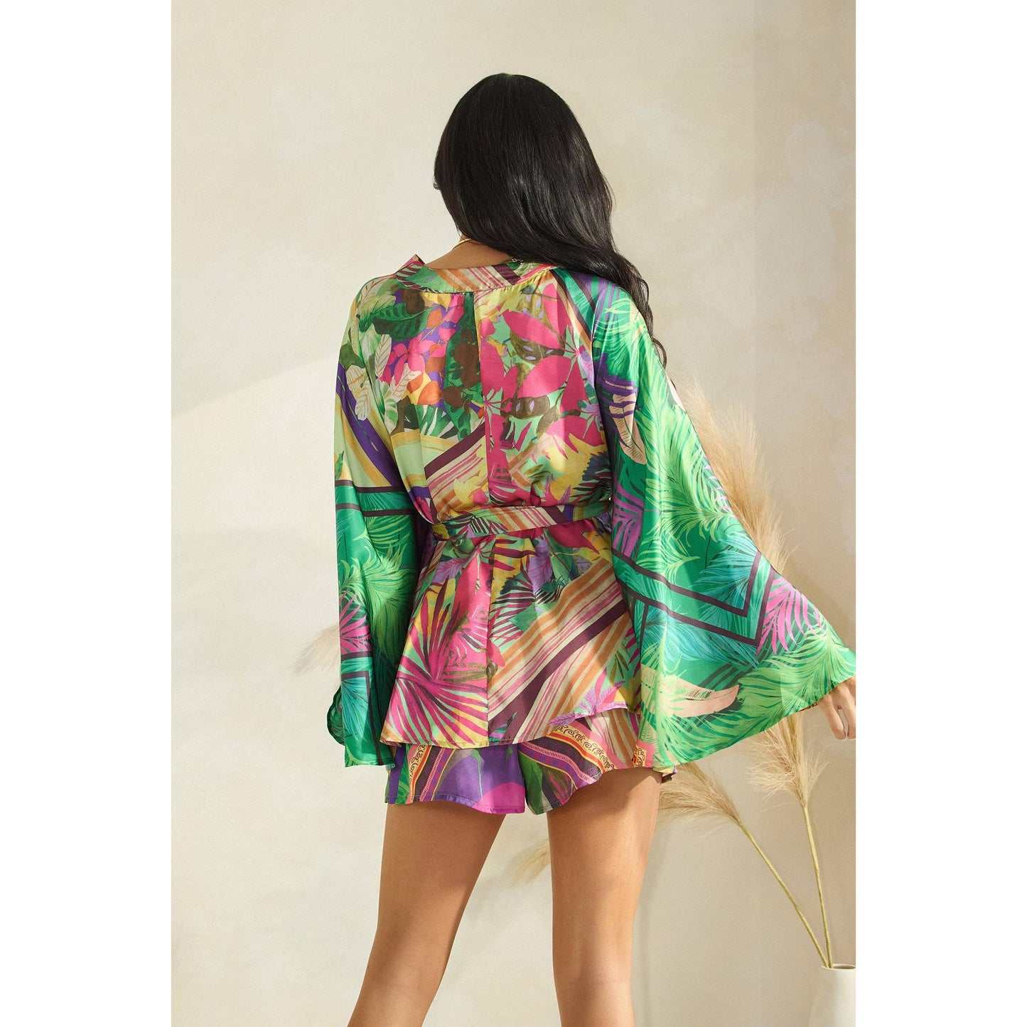 TROPICAL PRINT KIMONO TOP WITH SHORTS SET